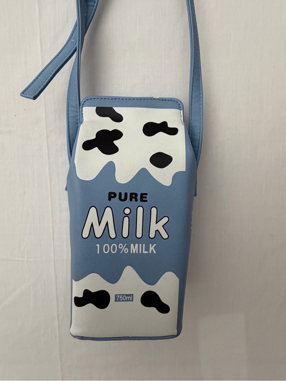Pure Milk Carton Crossbody Bag Blue Cow Print Novelty Purse (F266) - Picture 3 of 14